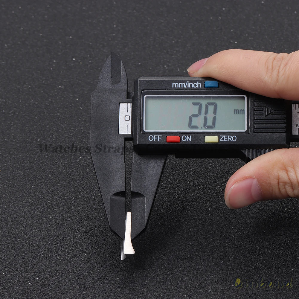 A Pair Solid Curved End Link 20mm for Rolex for Submariner for Daytona 116503 Water Ghost Rubber Watch Strap Seamless Connection